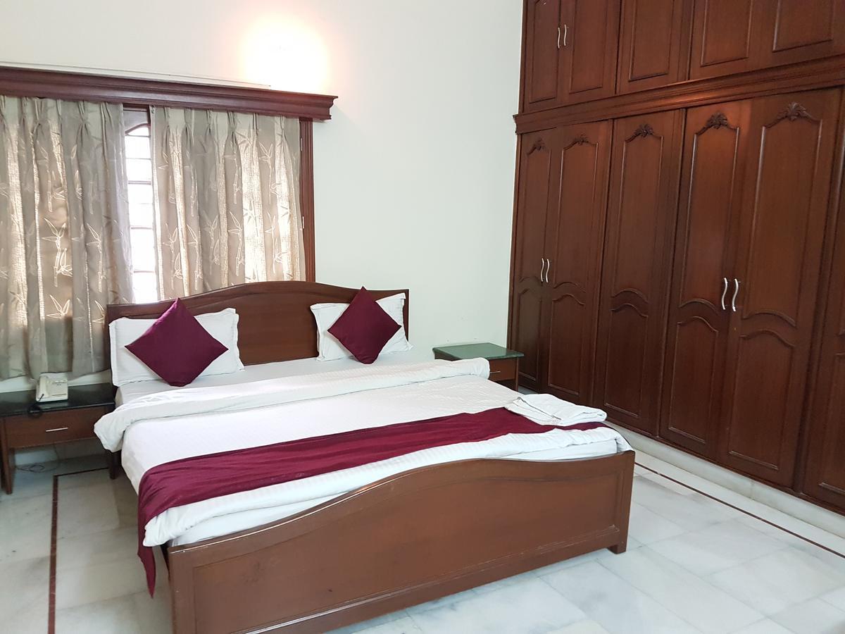 Hotel Alpine Glow Residency Crest Hyderabad Exterior foto