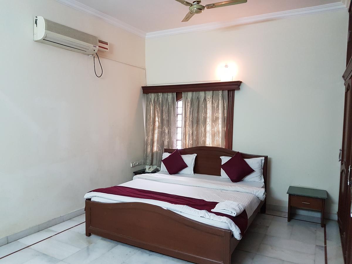 Hotel Alpine Glow Residency Crest Hyderabad Exterior foto