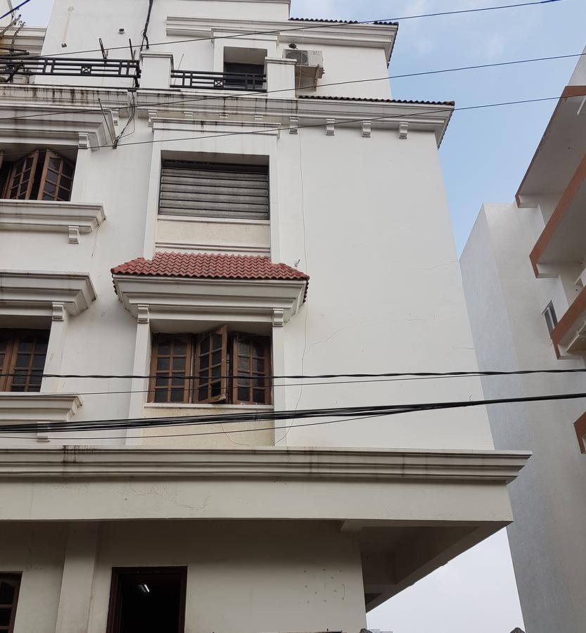Hotel Alpine Glow Residency Crest Hyderabad Exterior foto
